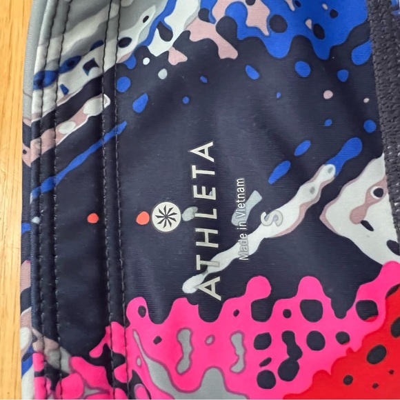 Athleta Multicolored Capri Leggings - Picture 5 of 5